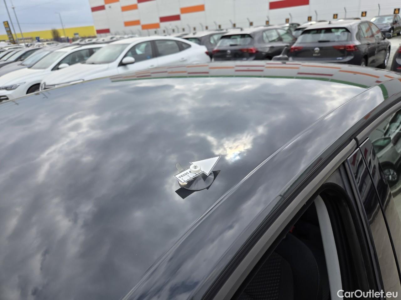  Volkswagen  Passat Advance 1.5 TSI ACT 150 CP #25