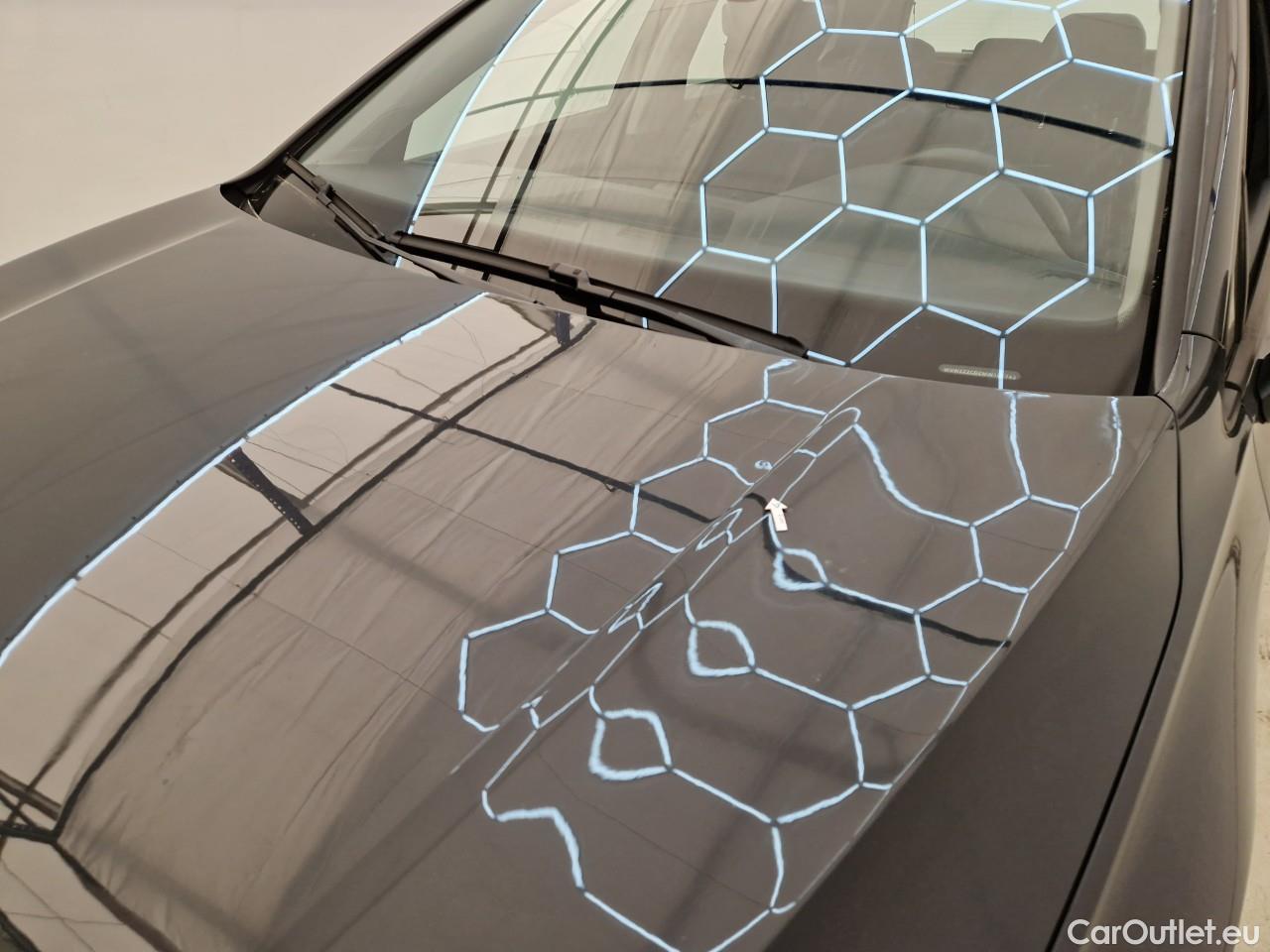  Volkswagen  Golf  Life 1.0 TSI #14