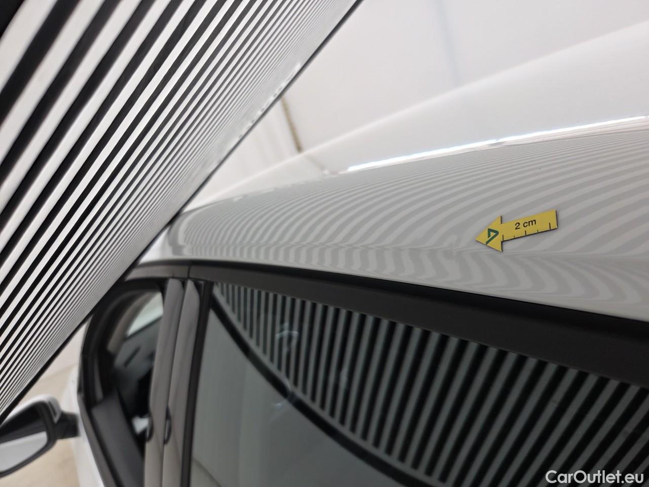  Volkswagen  Golf  Life 1.5 eTSI ACT DSG mild-Hybrid #2