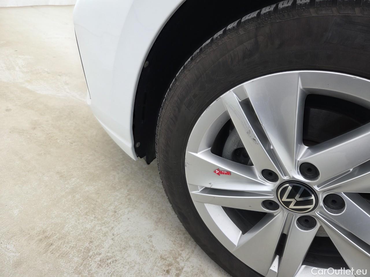  Volkswagen  Golf  Life 1.5 eTSI ACT DSG mild-Hybrid #3