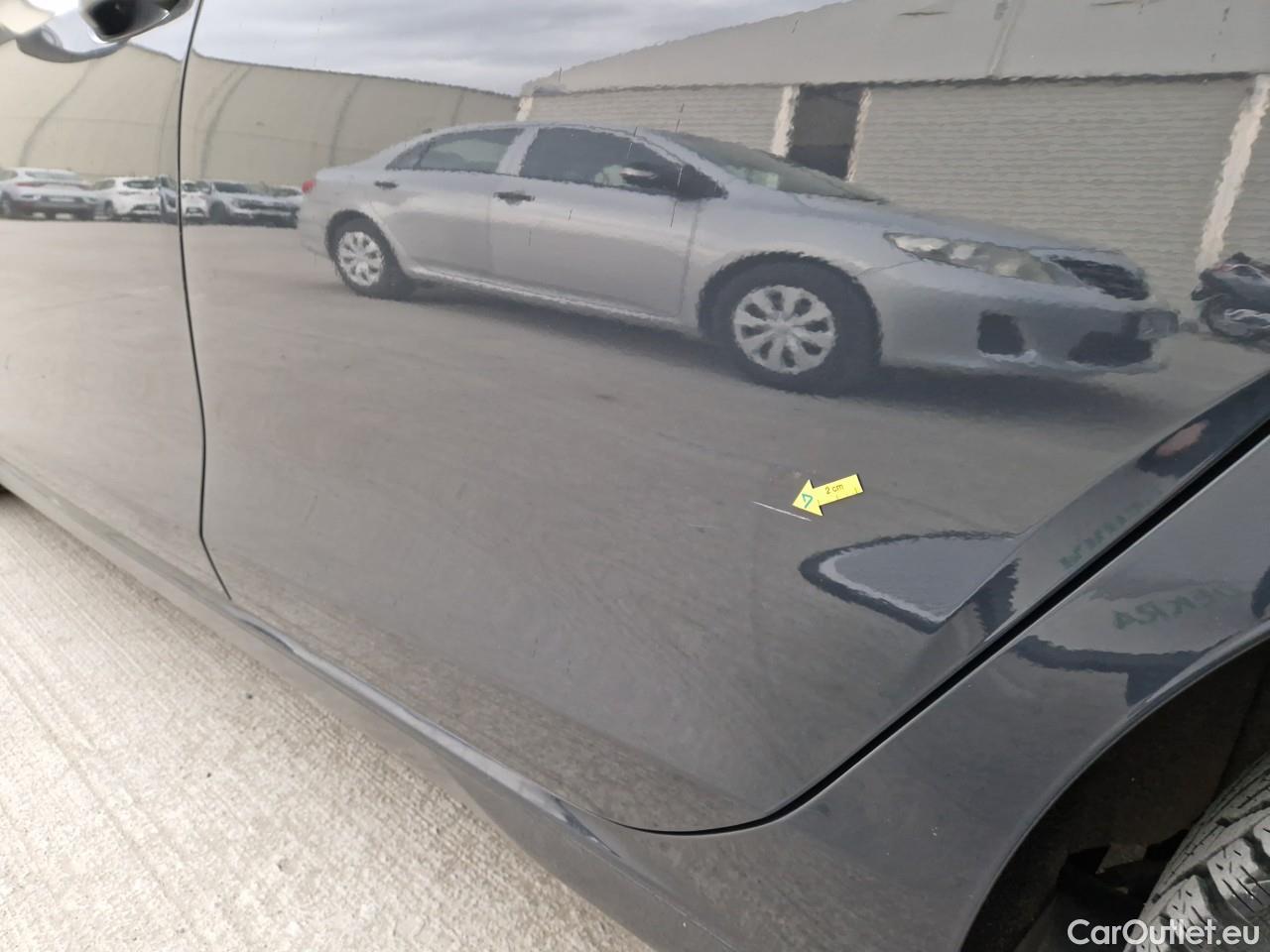  Volkswagen  Golf  Life 1.0 TSI #19