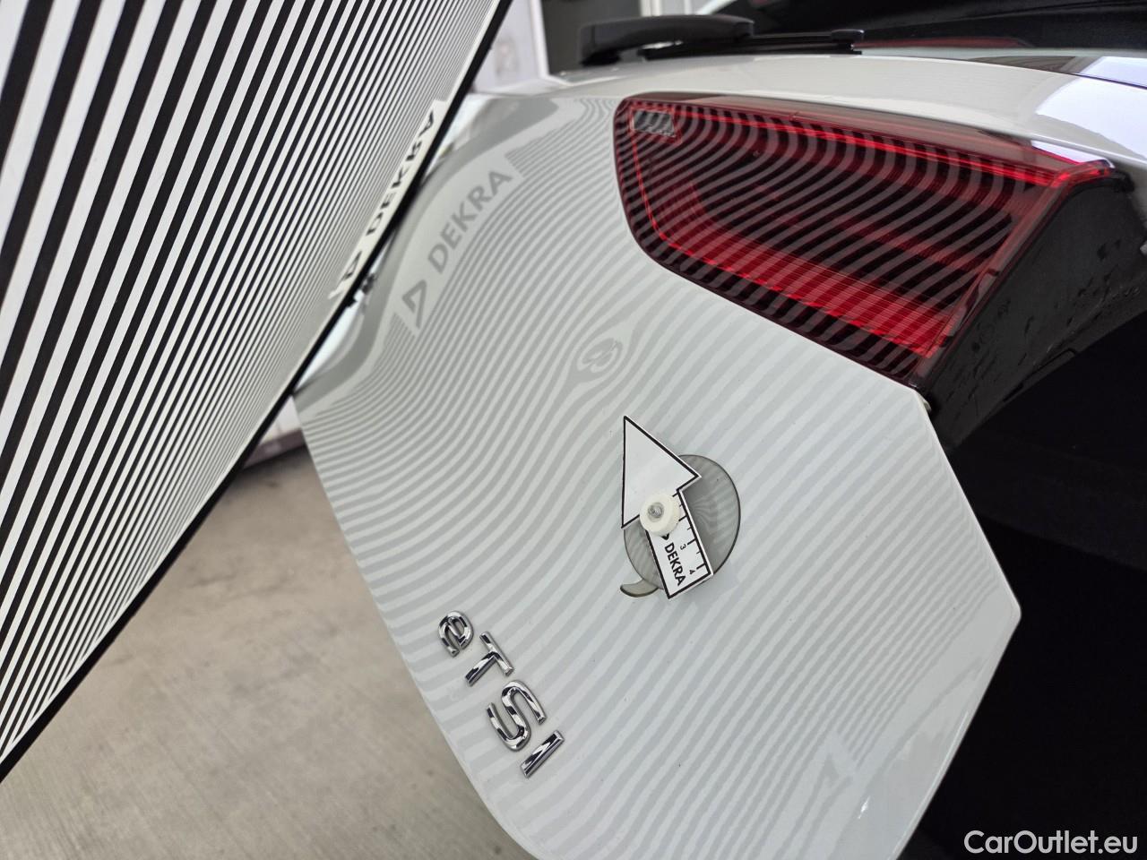  Volkswagen  Golf  Life 1.5 eTSI ACT DSG mild-Hybrid #36