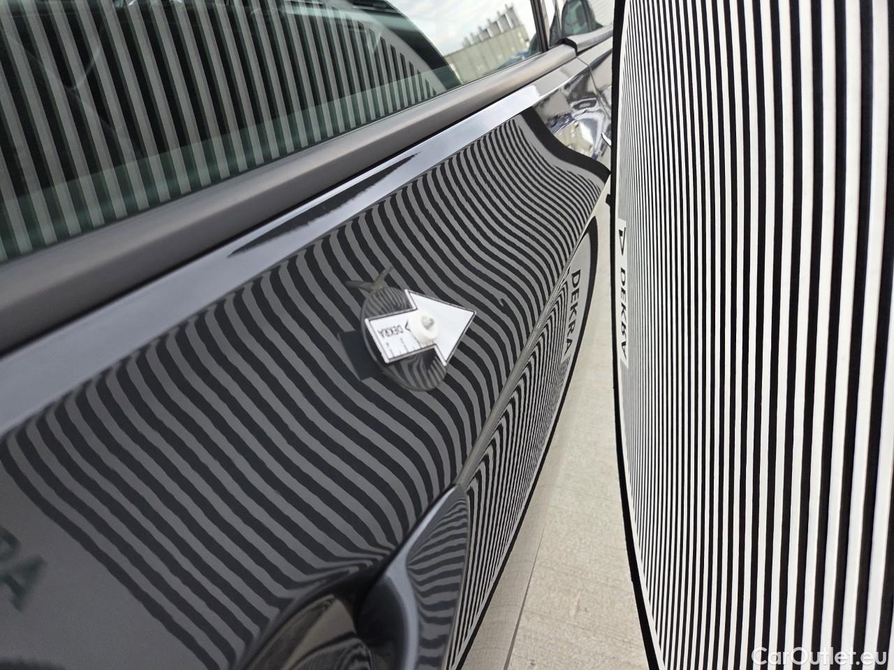  Volkswagen  Passat Advance 1.5 TSI ACT 150 CP #17