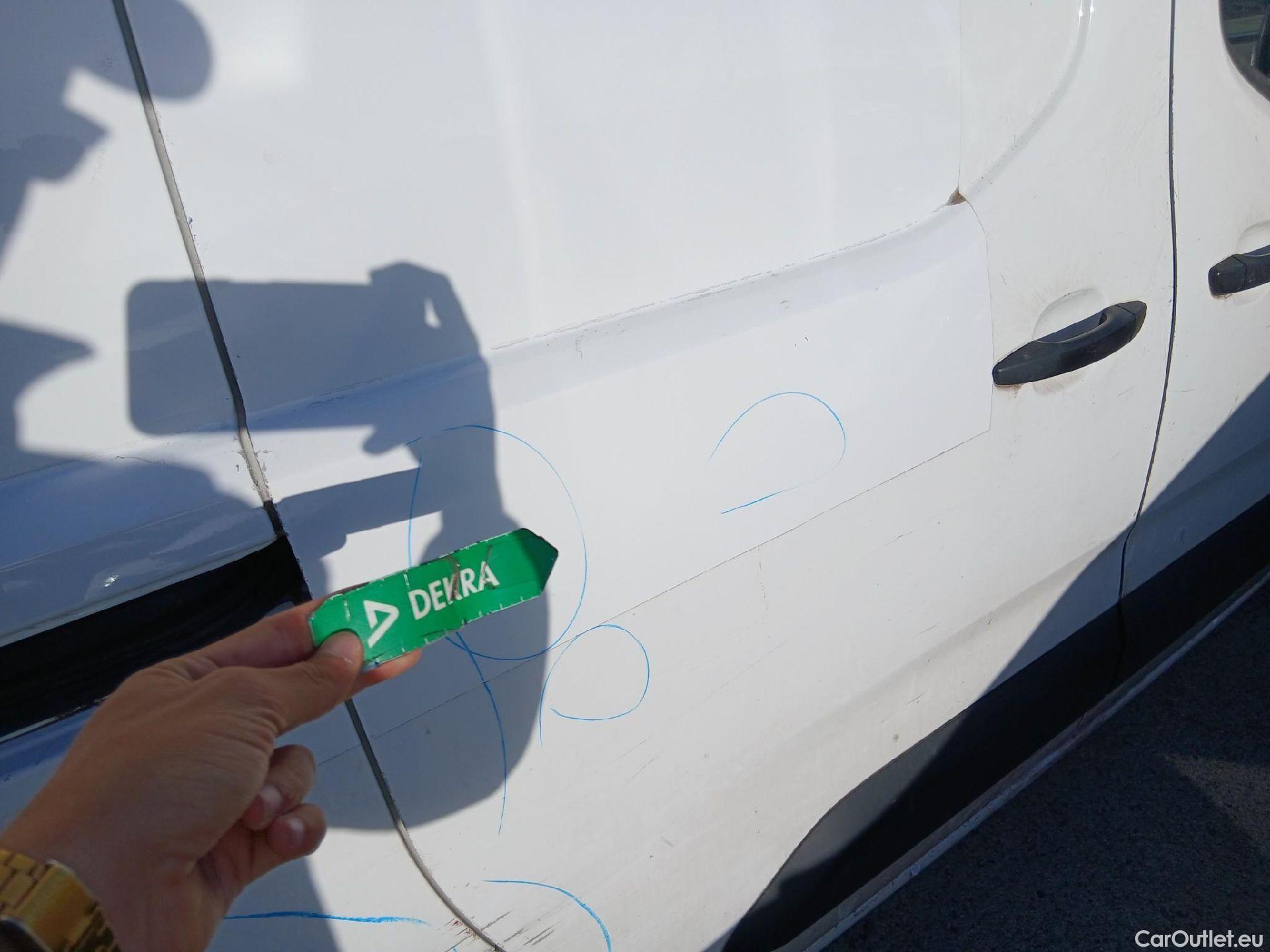  Citroen  Berlingo CITROEN  / 2018 / 3P / furgón derivado de turismo Talla M BlueHDi 100 CONTROL #41