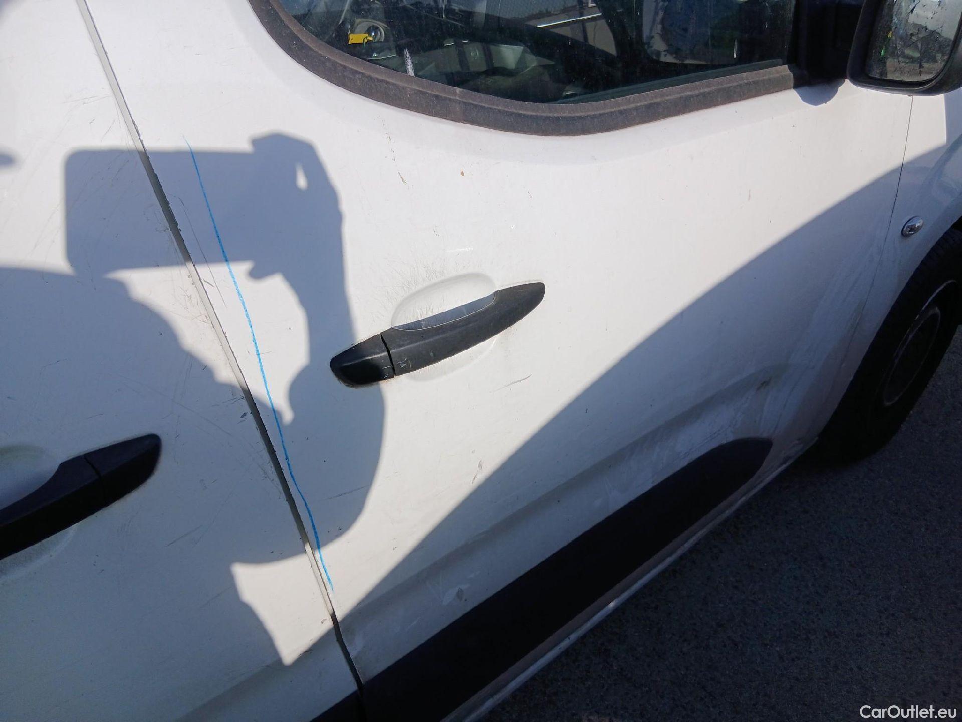  Citroen  Berlingo CITROEN  / 2018 / 3P / furgón derivado de turismo Talla M BlueHDi 100 CONTROL #42