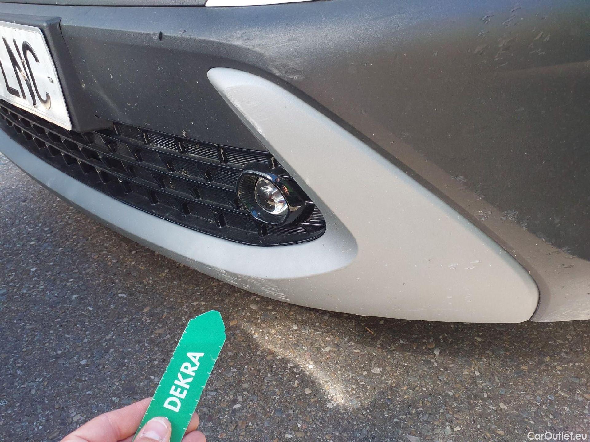  Hyundai  Konna HYUNDAI Kona  todoterreno 1.6 CRDI 136CV 48V Maxx 4X2 #39