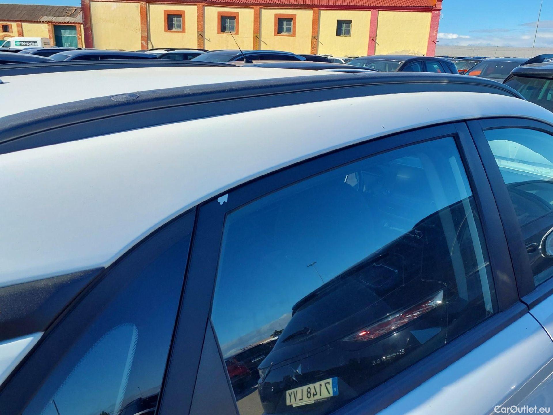  Hyundai  Konna HYUNDAI Kona  todoterreno 1.6 CRDI 136CV 48V Maxx 4X2 #25