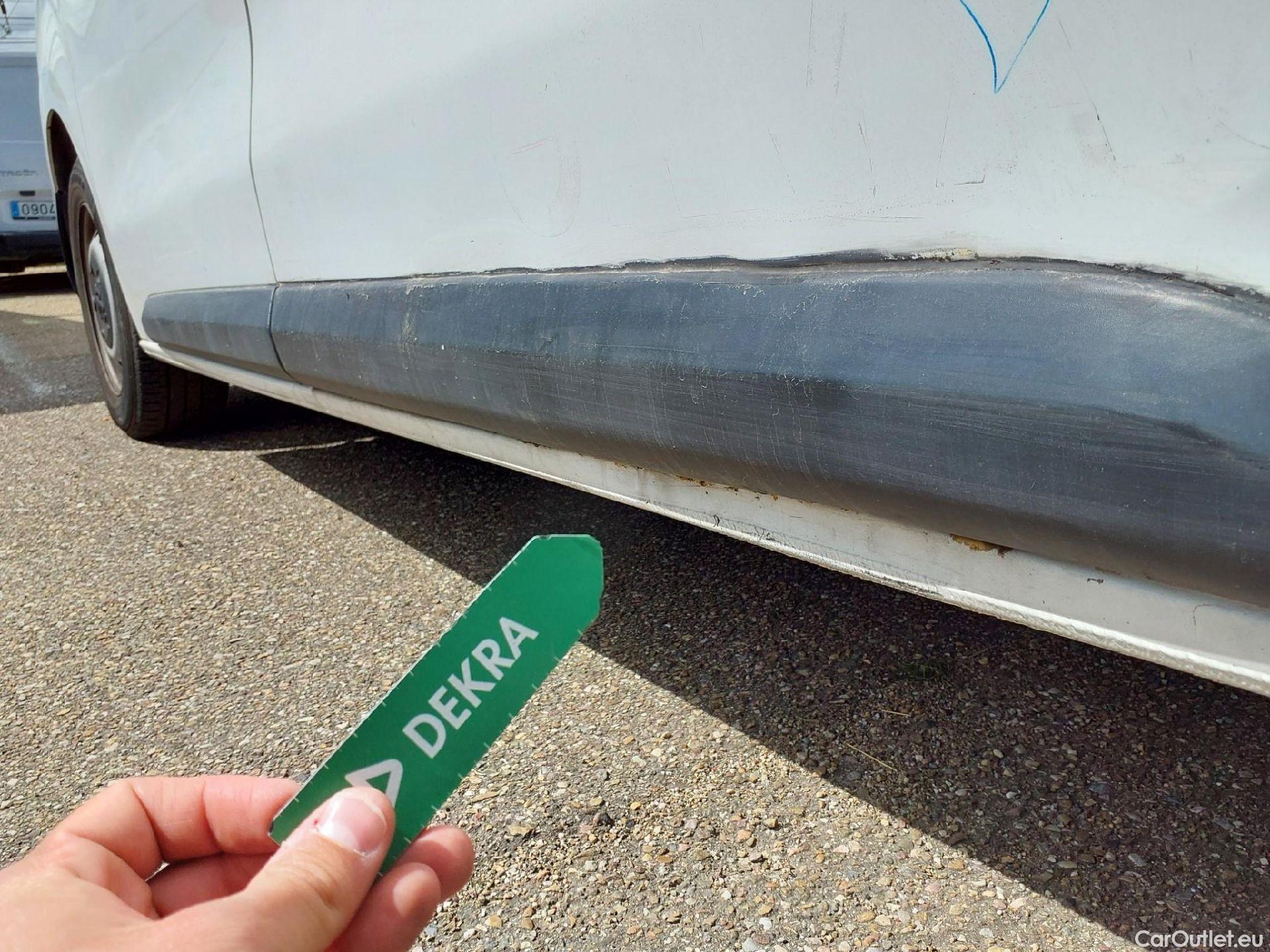  Peugeot  Expert PEUGEOT  / 2016 / 4P / furgón Furgón Pro 2.0 BlueHDi 120 S&S Standard #12