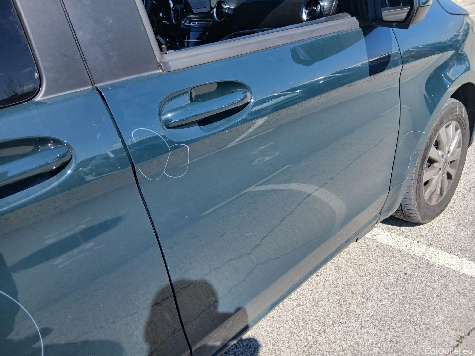  Mercedes  V-Klasse MERCEDES-BENZ Clase V / 2014 / 4P / monovolumen 220 d Clase V Compacto #16