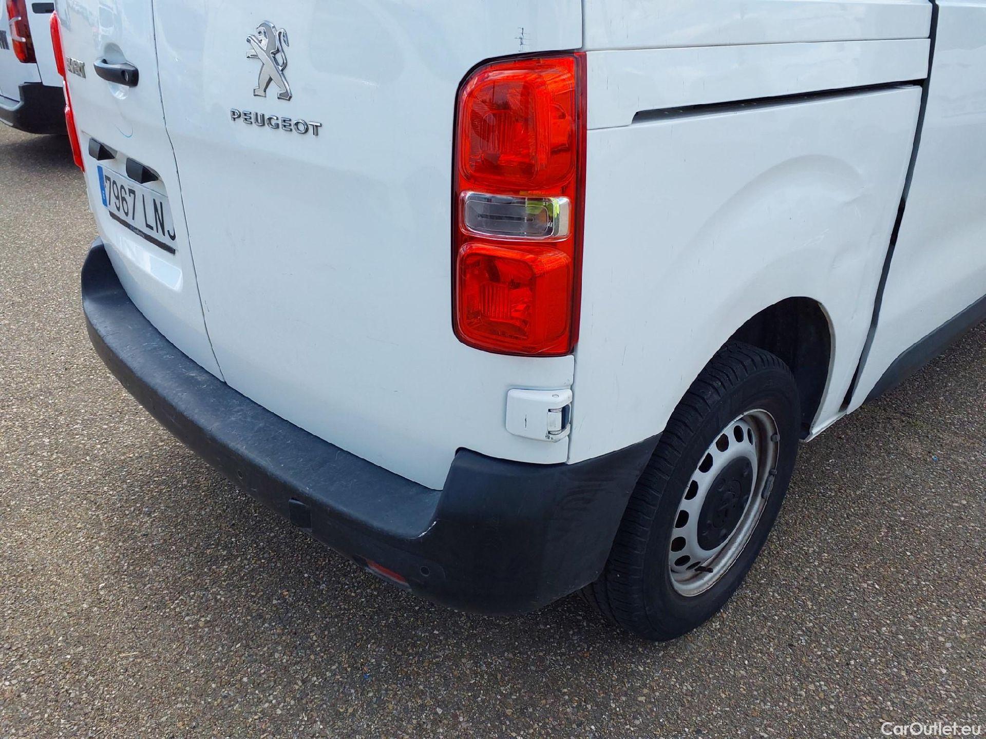  Peugeot  Expert PEUGEOT  / 2016 / 4P / furgón Furgón Pro 2.0 BlueHDi 120 S&S Standard #21