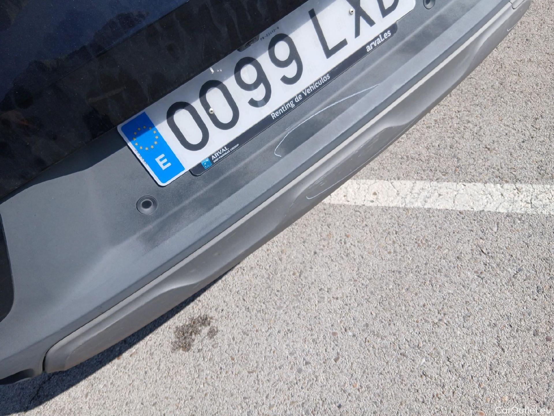  Renault  Arkana RENAULT  / 2021 / 5P / todoterreno Zen TCe 103kW(140CV) EDC Microhíbrido #21