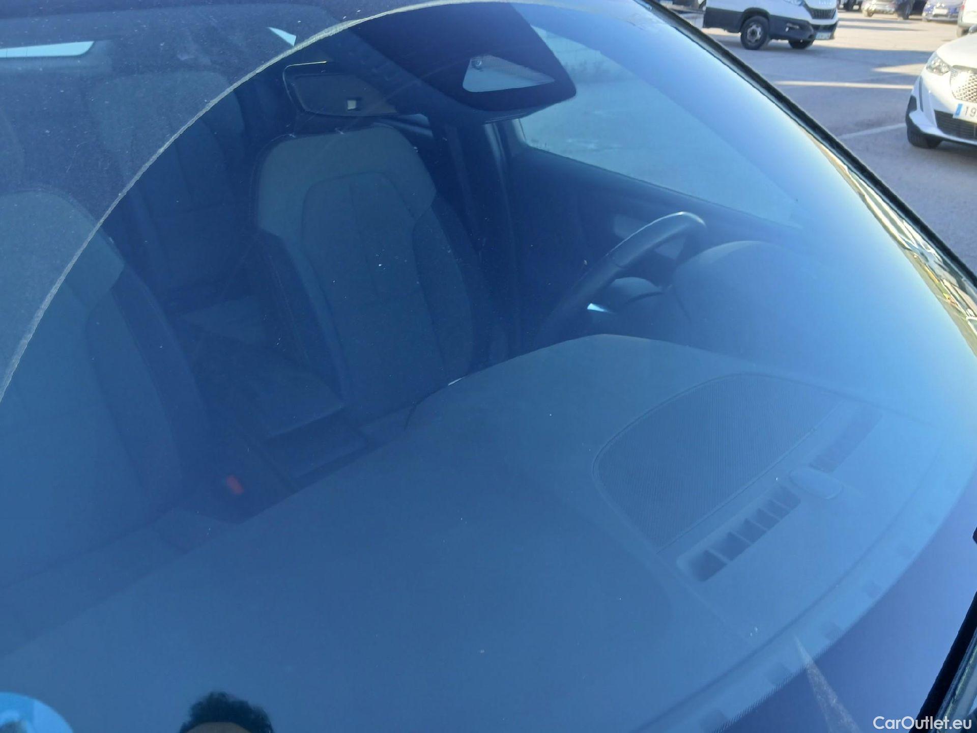  Volvo  XC 40 VOLVO XC40 / 2021 / 5P / todoterreno 2.0 B3 G Core Dark Auto #25