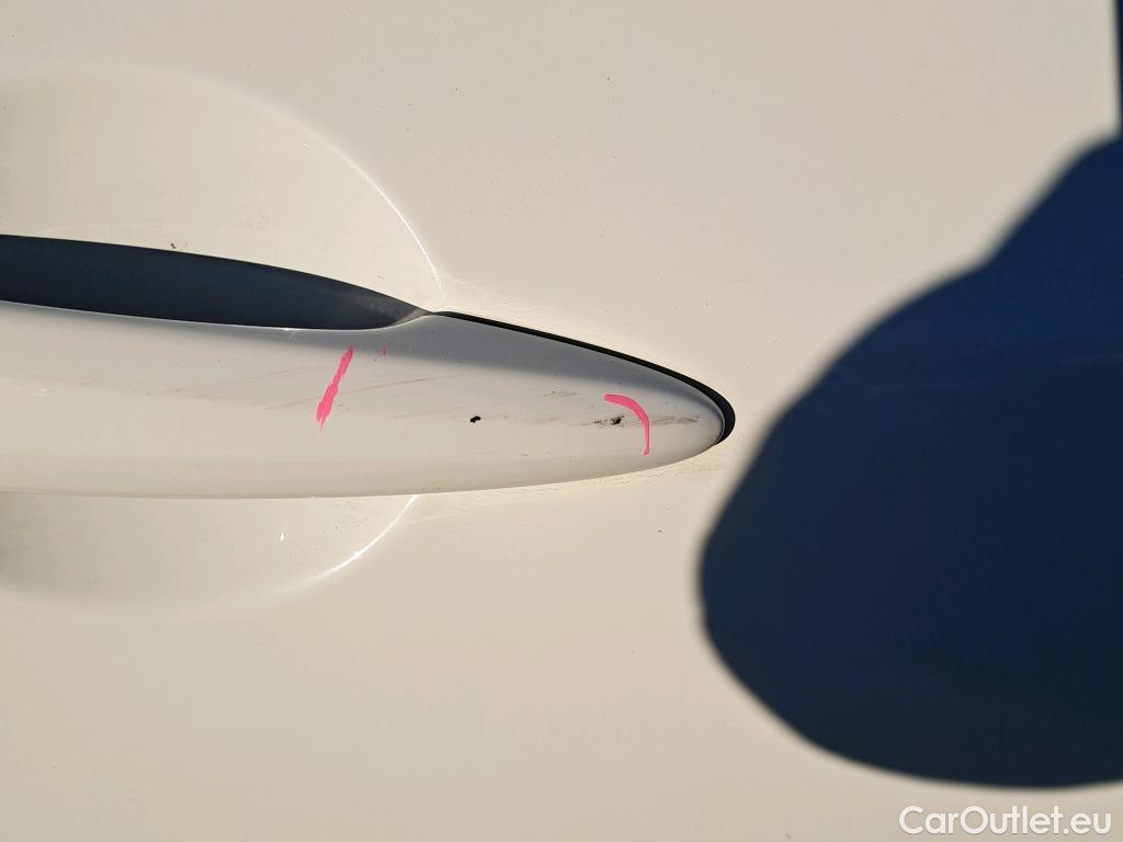  Nissan  Qashqai NISSAN  / 2021 / 5P / todoterreno DIG-T 103kW (140CV) mHEV 4x2 Acenta #19