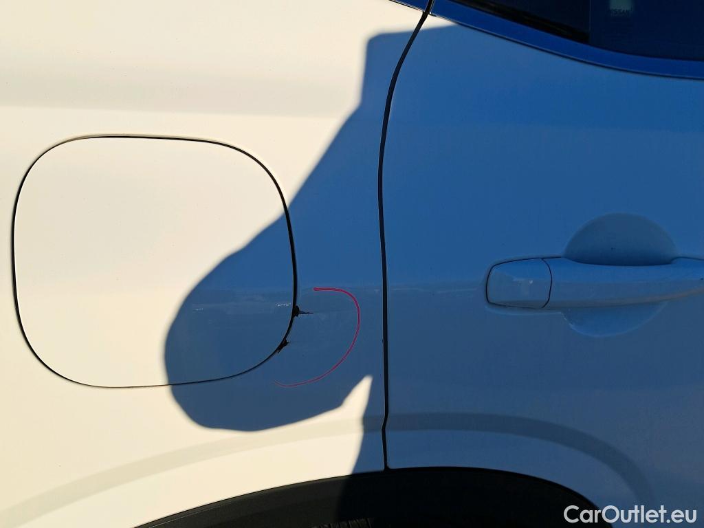  Nissan  Qashqai NISSAN  / 2021 / 5P / todoterreno DIG-T 103kW (140CV) mHEV 4x2 Acenta #3