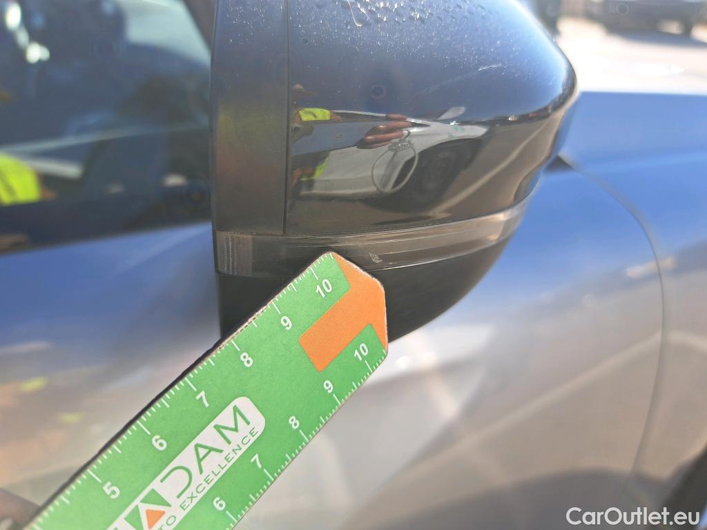  Peugeot  508 PEUGEOT  / 2018 / 5P / berlina con portón 5P Active Pack BlueHDi 130 S&S EAT8 (AC2) #48