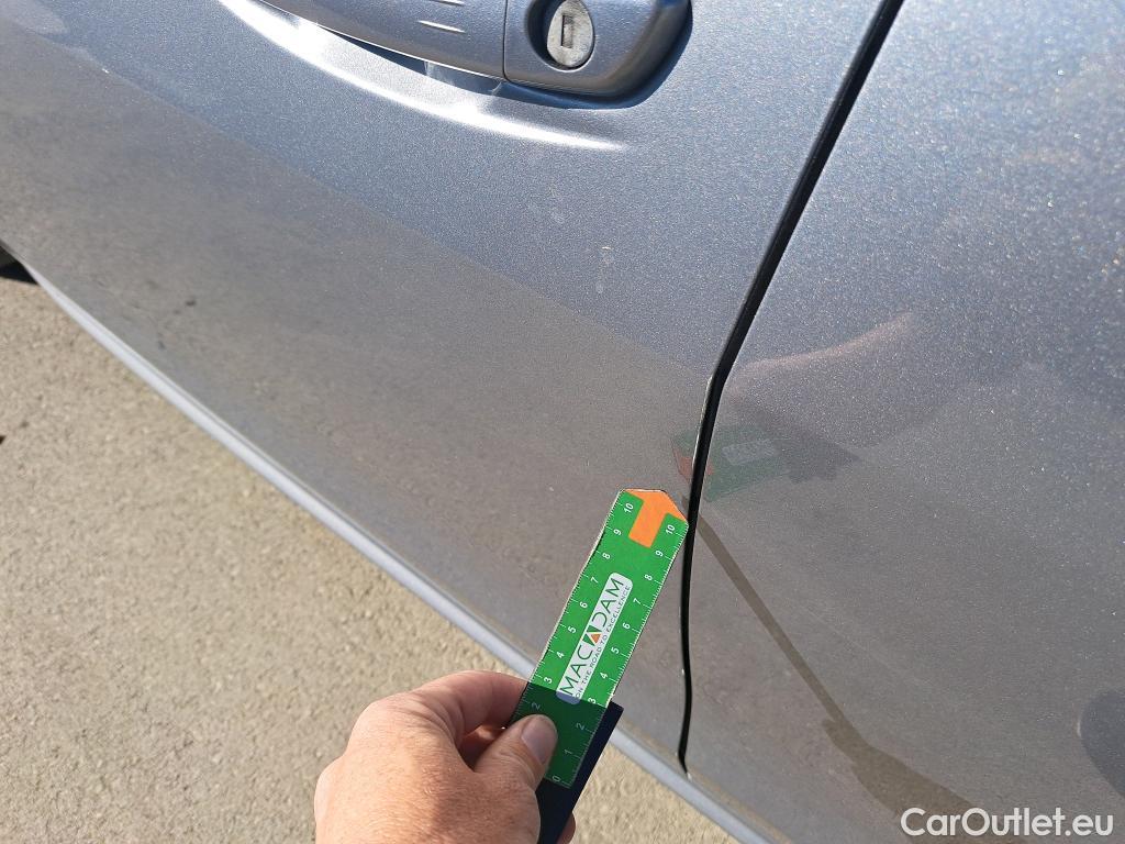  Peugeot  508 PEUGEOT  / 2018 / 5P / berlina con portón 5P Active Pack BlueHDi 130 S&S EAT8 (AC2) #44