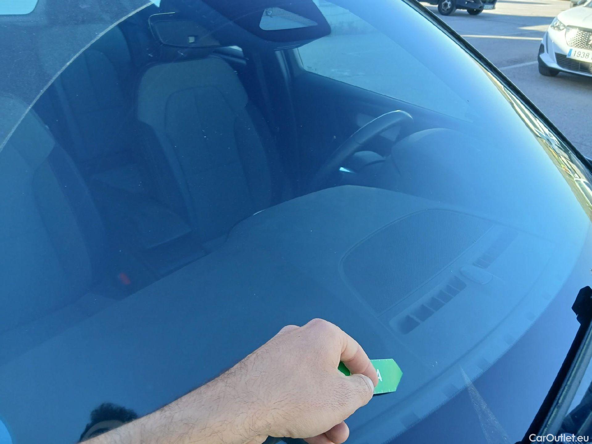  Volvo  XC 40 VOLVO XC40 / 2021 / 5P / todoterreno 2.0 B3 G Core Dark Auto #26