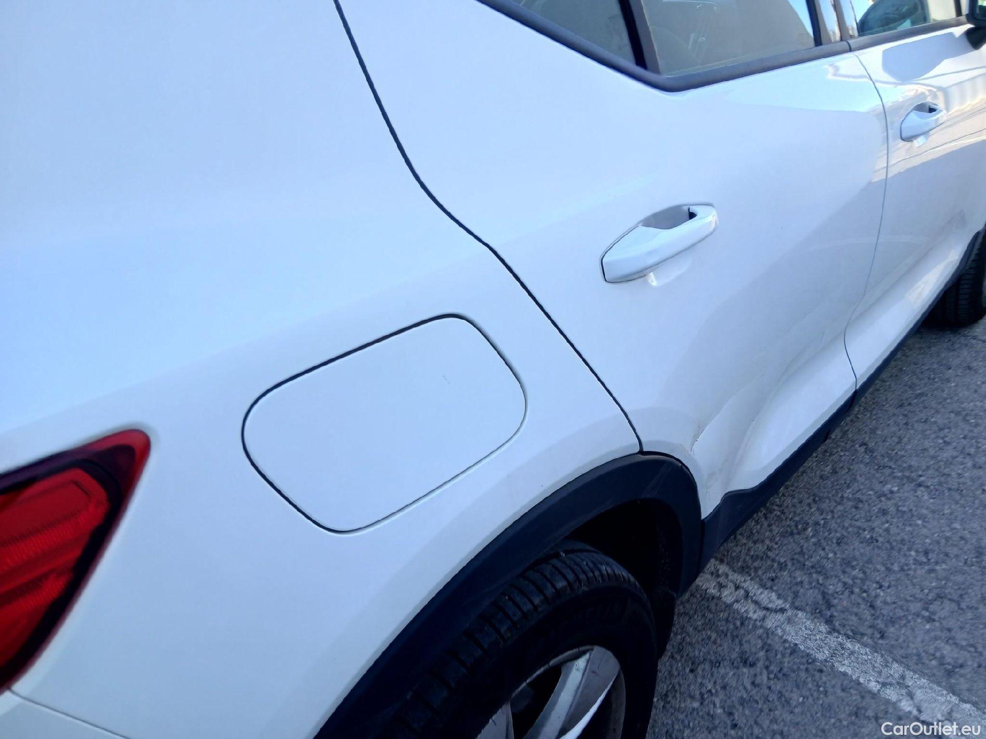  Volvo  XC 40 VOLVO XC40 / 2021 / 5P / todoterreno 2.0 B3 G Core Dark Auto #12