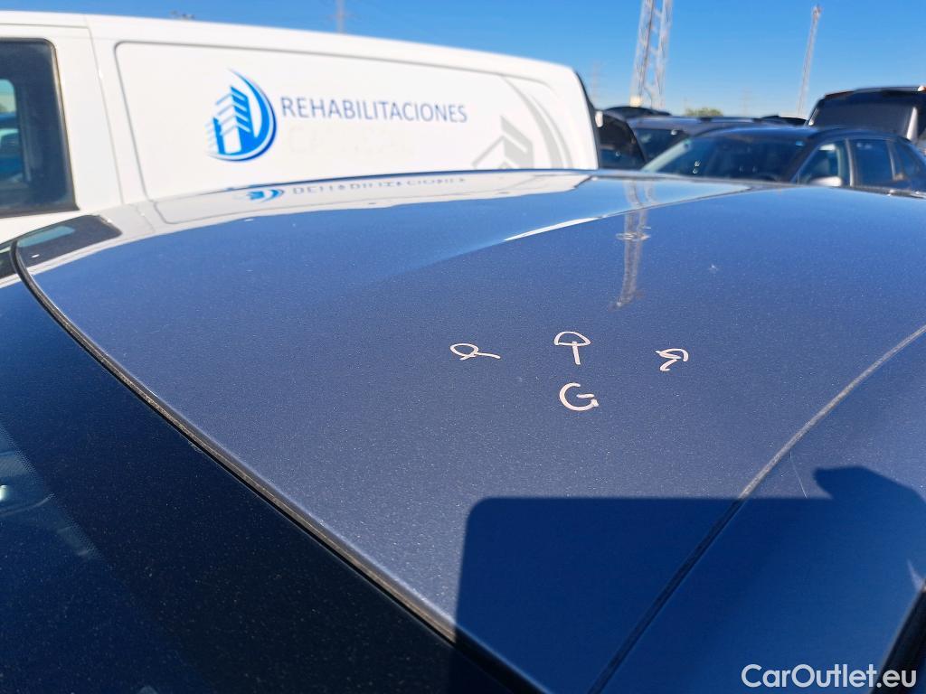  Peugeot  508 PEUGEOT  / 2018 / 5P / berlina con portón 5P Active Pack BlueHDi 130 S&S EAT8 (AC2) #3