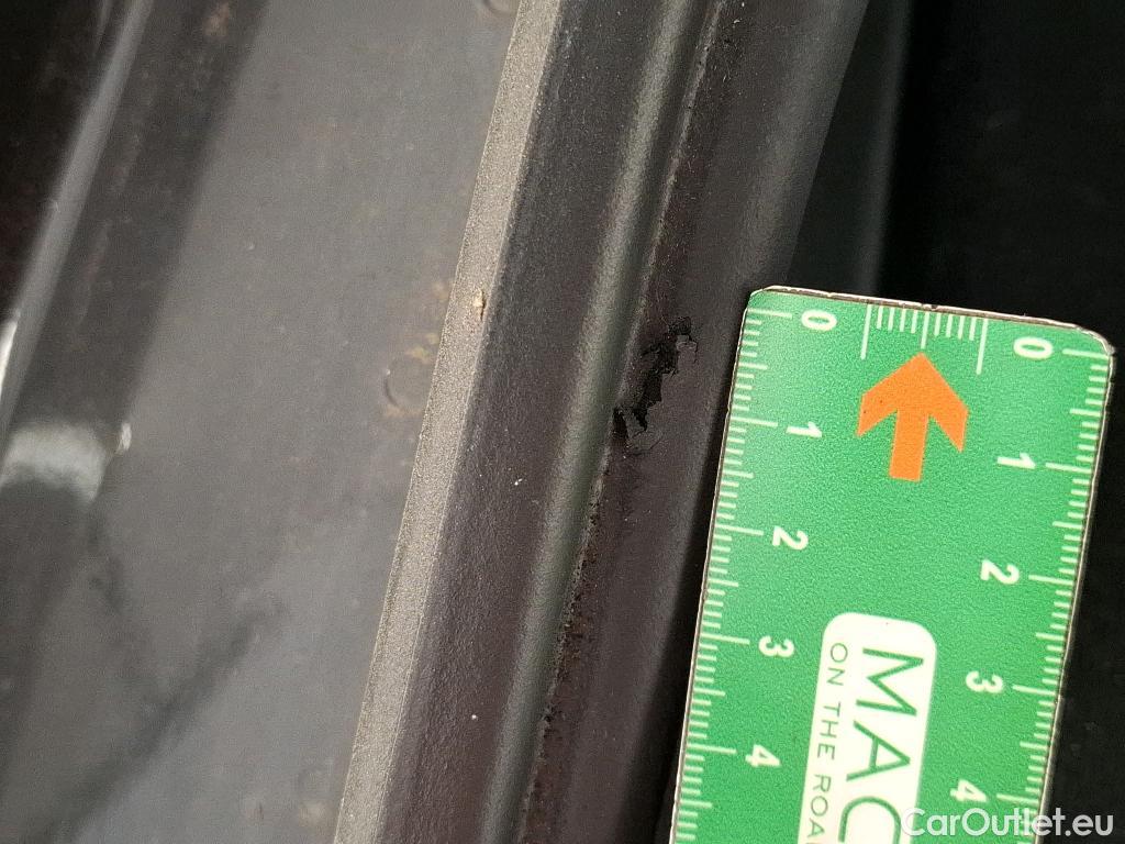  Bmw  Serie 1 BMW Série 1 / 2019 / 5P / Berline 116i Business Design #33