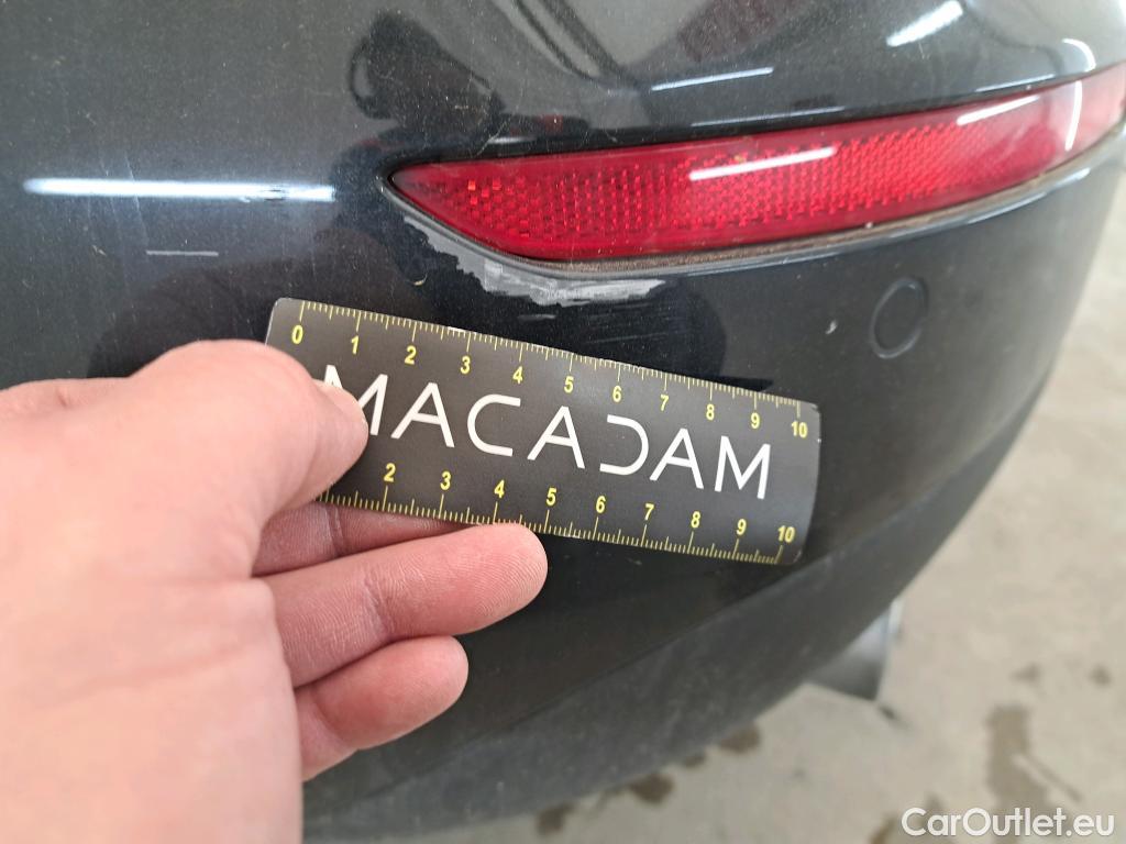  Bmw  Serie 2 BMW Série 2 Gran Coupé / 2019 / 4P / Berline 220D AUTO Business Design #8