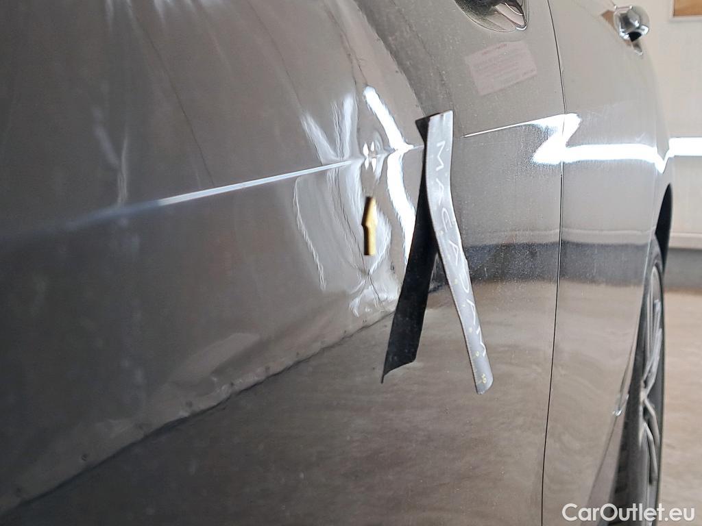  Bmw  Serie 2 BMW Série 2 Gran Coupé / 2019 / 4P / Berline 220D AUTO Business Design #27