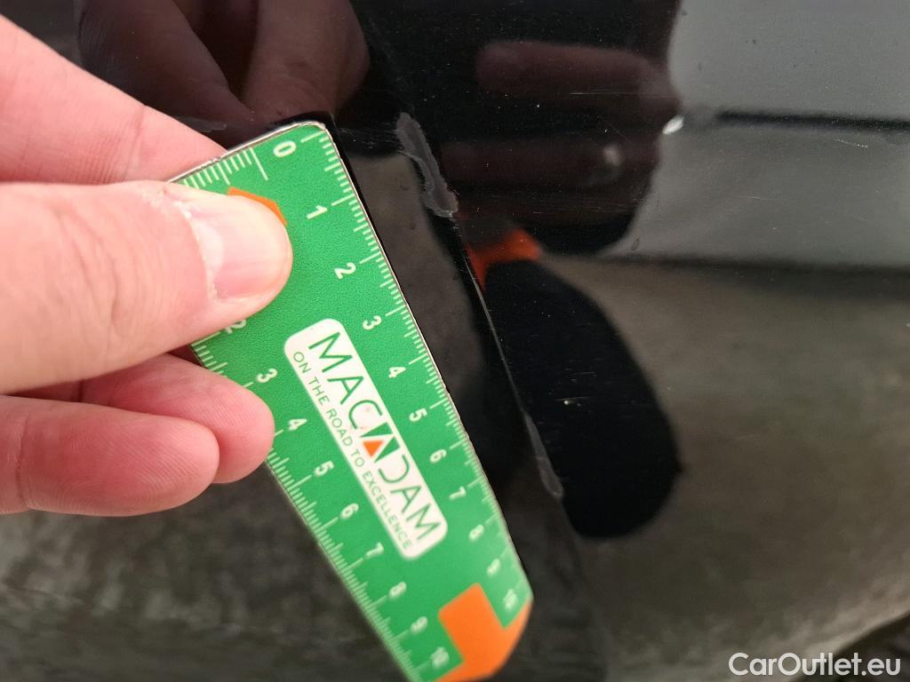  Bmw  Serie 1 BMW Série 1 / 2019 / 5P / Berline 116i Business Design #14