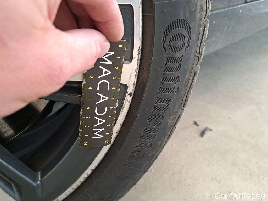  Bmw  Serie 2 BMW Série 2 Gran Coupé / 2019 / 4P / Berline 220D AUTO Business Design #16