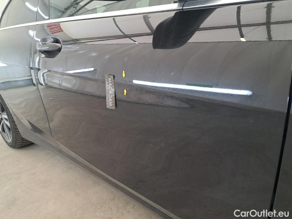  Bmw  Serie 2 BMW Série 2 Gran Coupé / 2019 / 4P / Berline 220D AUTO Business Design #31