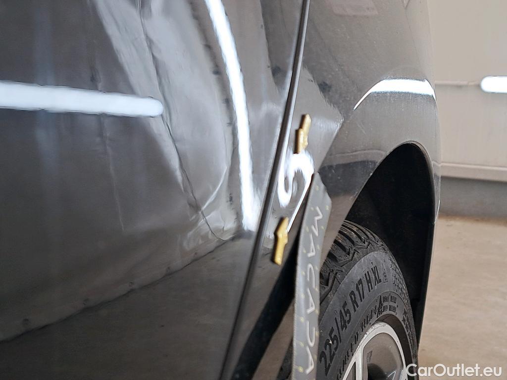  Bmw  Serie 2 BMW Série 2 Gran Coupé / 2019 / 4P / Berline 220D AUTO Business Design #30