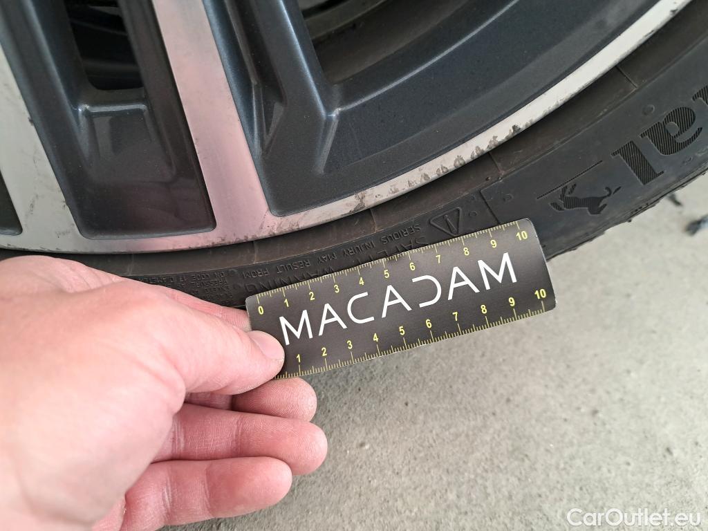  Bmw  Serie 2 BMW Série 2 Gran Coupé / 2019 / 4P / Berline 220D AUTO Business Design #15