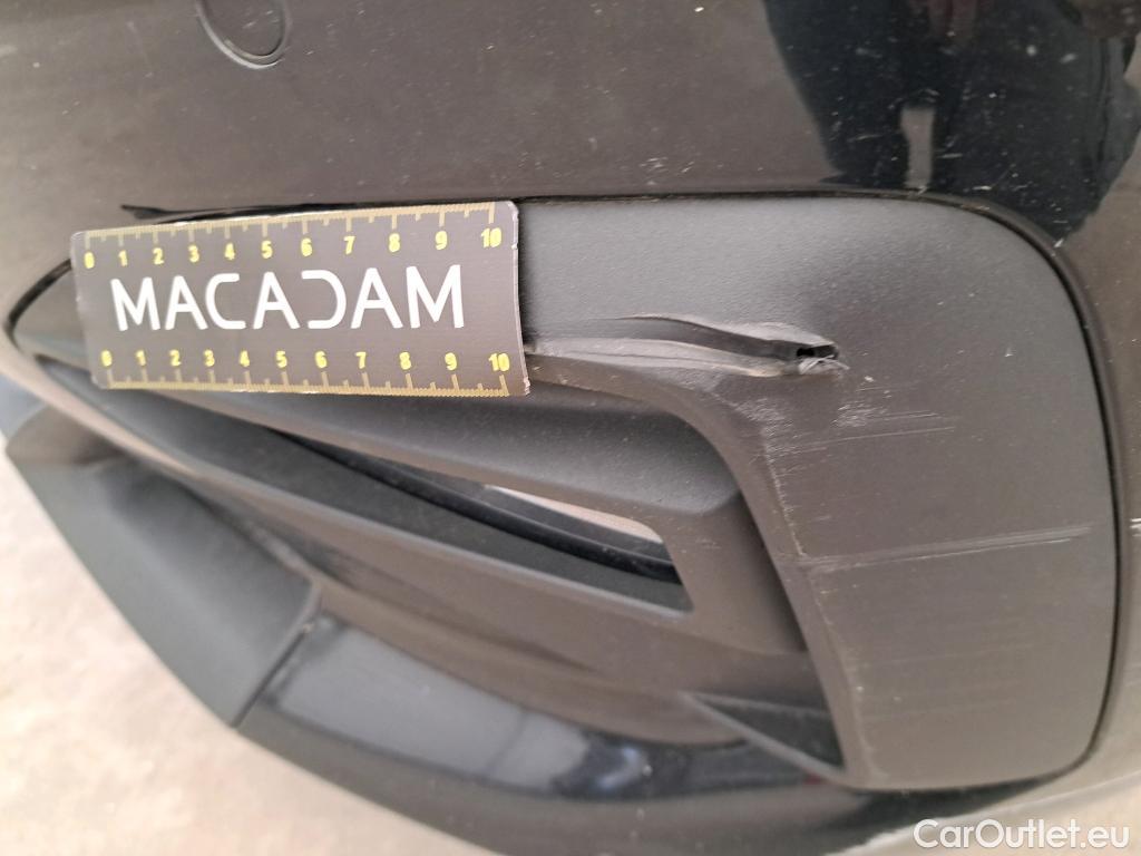  Bmw  Serie 2 BMW Série 2 Gran Coupé / 2019 / 4P / Berline 220D AUTO Business Design #24