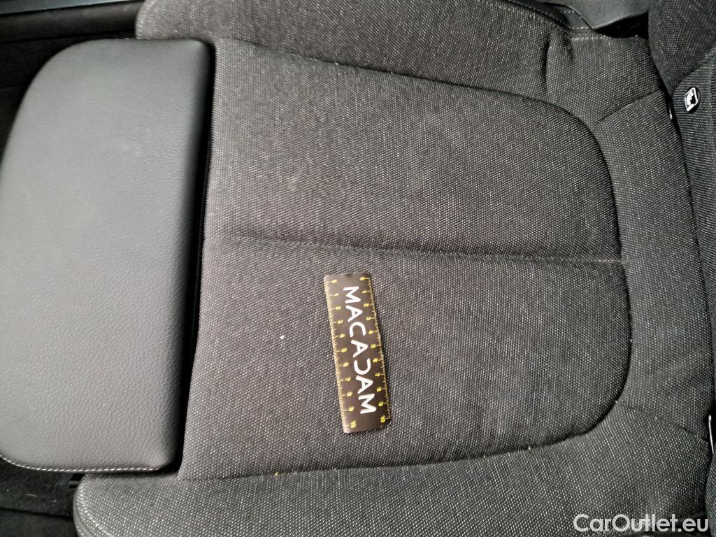  Bmw  Serie 2 BMW Série 2 Gran Coupé / 2019 / 4P / Berline 220D AUTO Business Design #36