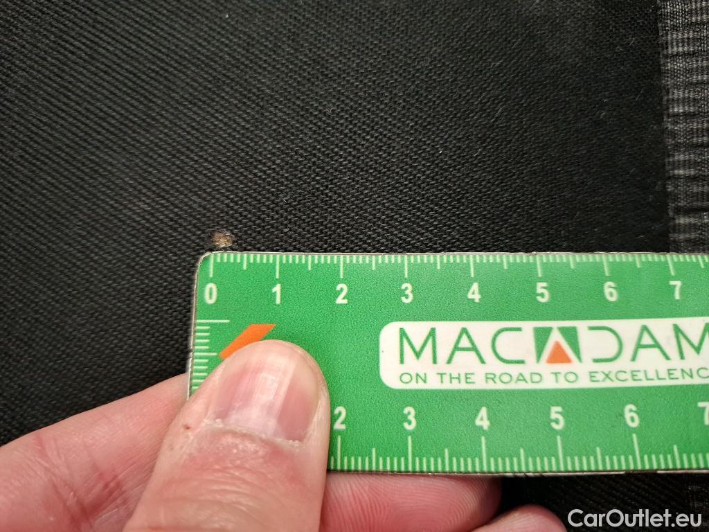  Bmw  Serie 1 BMW Série 1 / 2019 / 5P / Berline 116i Business Design #38