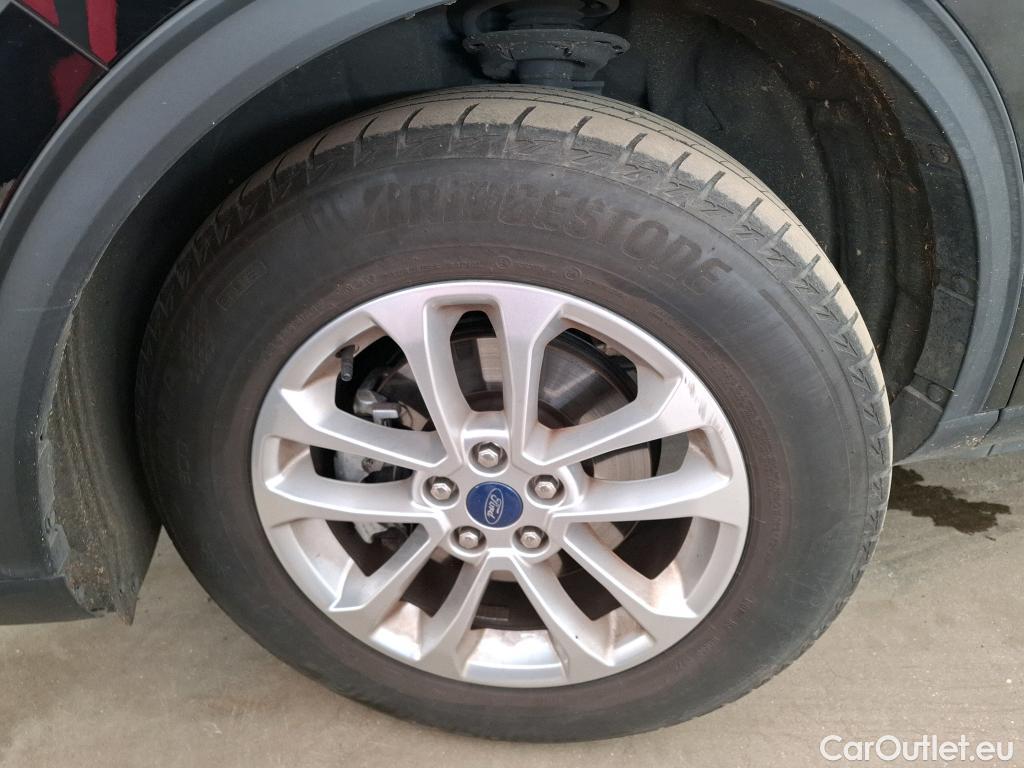  Ford  Kuga  Titanium Hybrid 2.5 190CV BVA6 E6dT #39