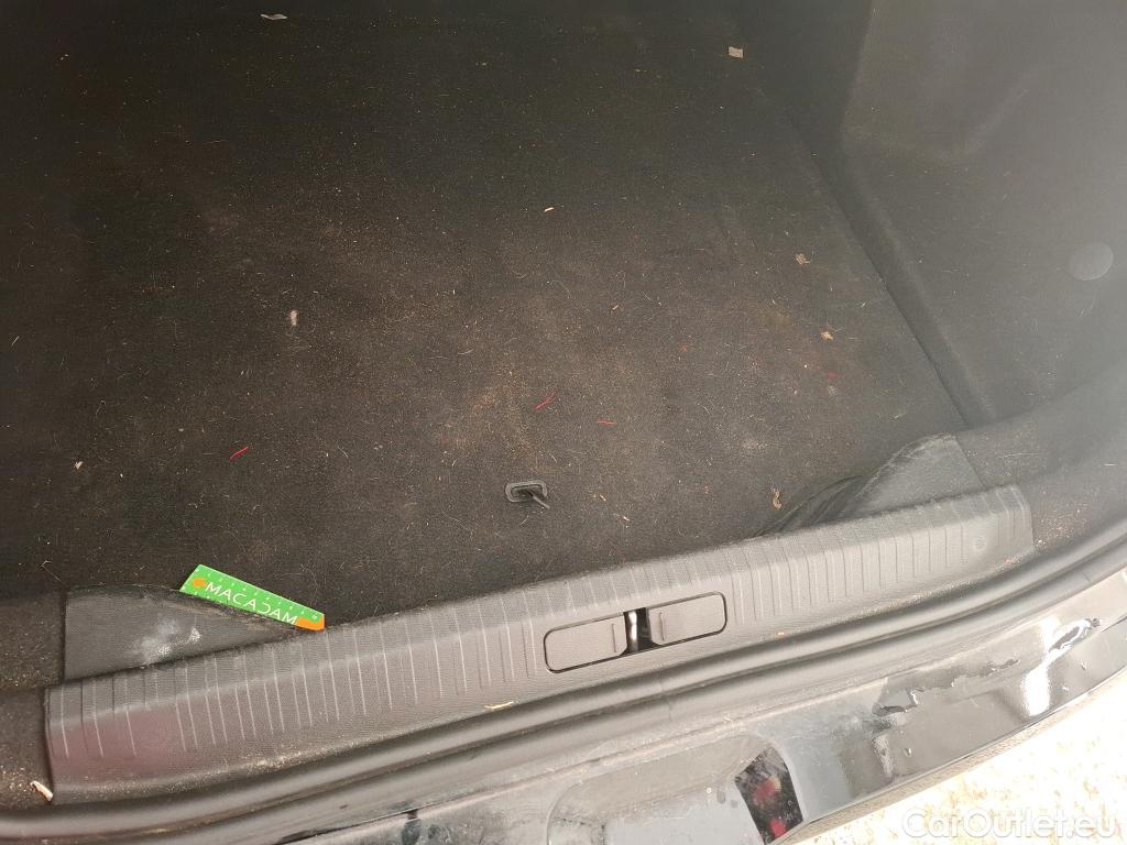  Citroen  C4 CITROEN  X / 2022 / 4P / Berline PureTech 130 S&S EAT8 Feel Pack #36