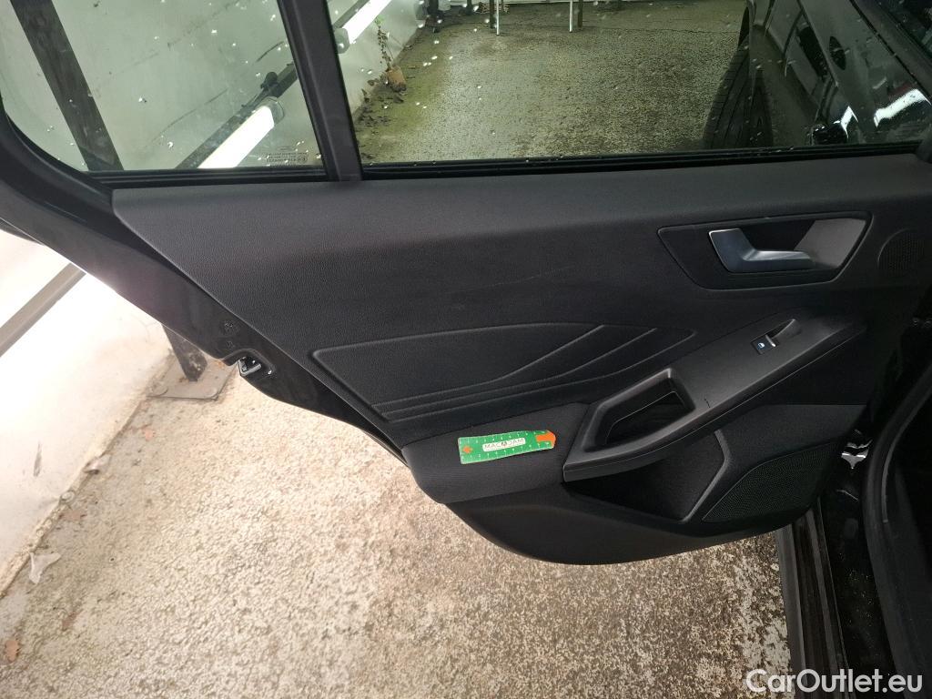  Ford  Focus  Break ST-Line X 1.0 EcoBoost 155CV BVA7 E6d #8