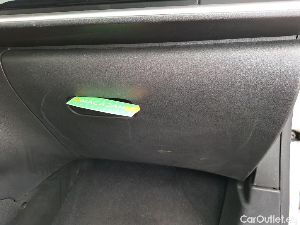  Citroen  C3  Feel 1.5 BlueHDI 100CV BVM5 E6dT #14