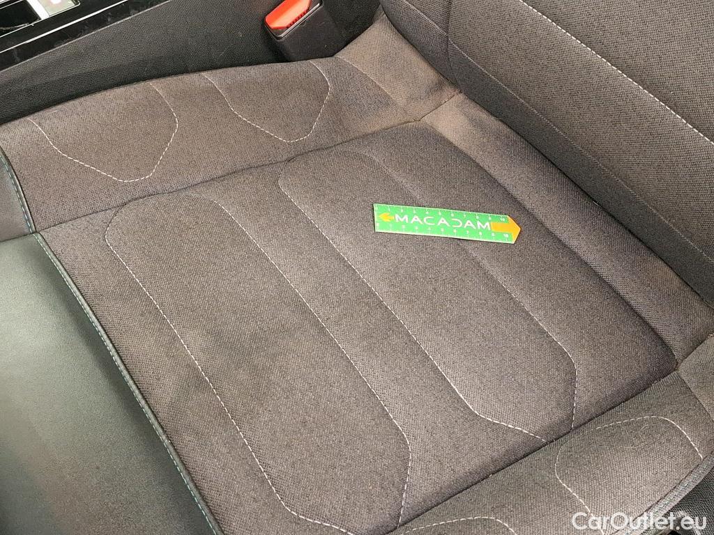  Citroen  C4 CITROEN  X / 2022 / 4P / Berline PureTech 130 S&S EAT8 Feel Pack #76