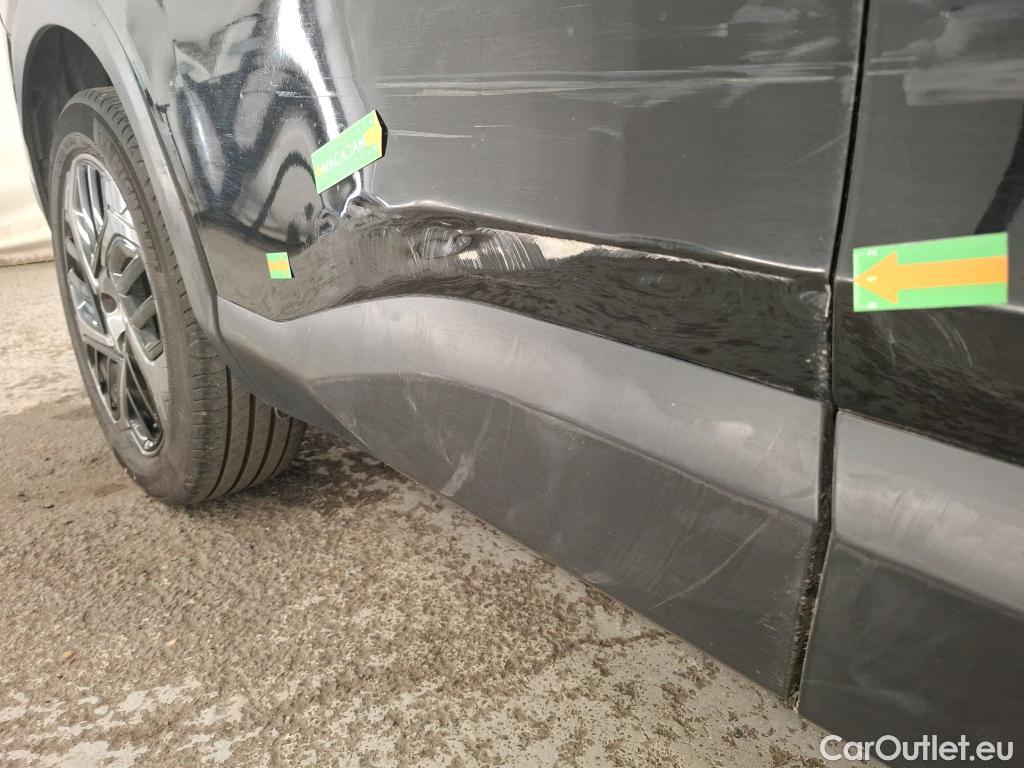  Citroen  C4 CITROEN  X / 2022 / 4P / Berline PureTech 130 S&S EAT8 Feel Pack #11