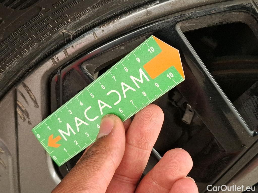  Citroen  C4 CITROEN  X / 2022 / 4P / Berline PureTech 130 S&S EAT8 Feel Pack #64