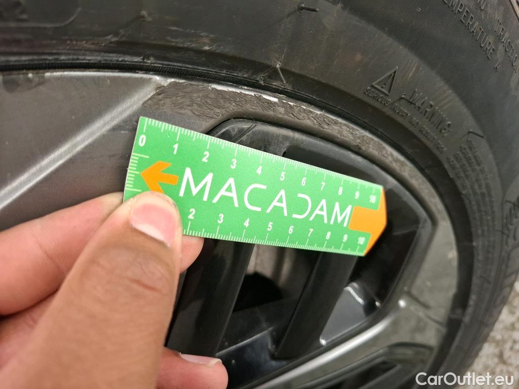  Citroen  C4 CITROEN  X / 2022 / 4P / Berline PureTech 130 S&S EAT8 Feel Pack #56