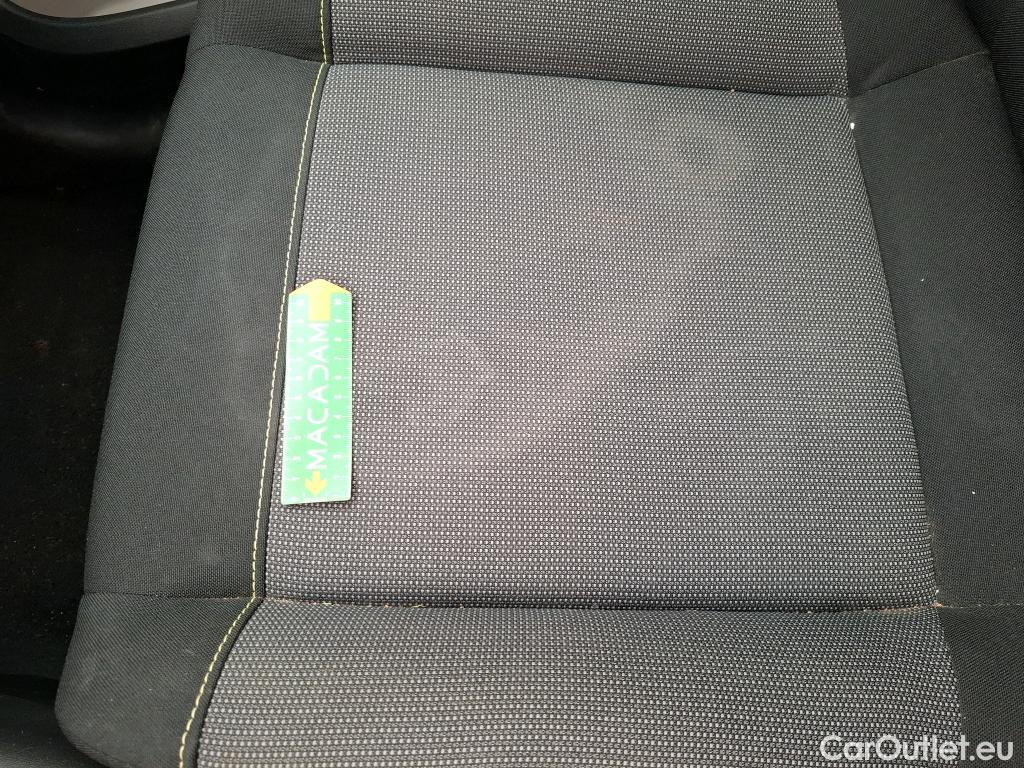  Citroen  C3  Feel 1.5 BlueHDI 100CV BVM5 E6dT #24