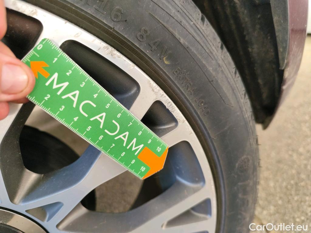  Fiat  500 FIAT   2015  3P  Berline 10 70ch BSG Star #40