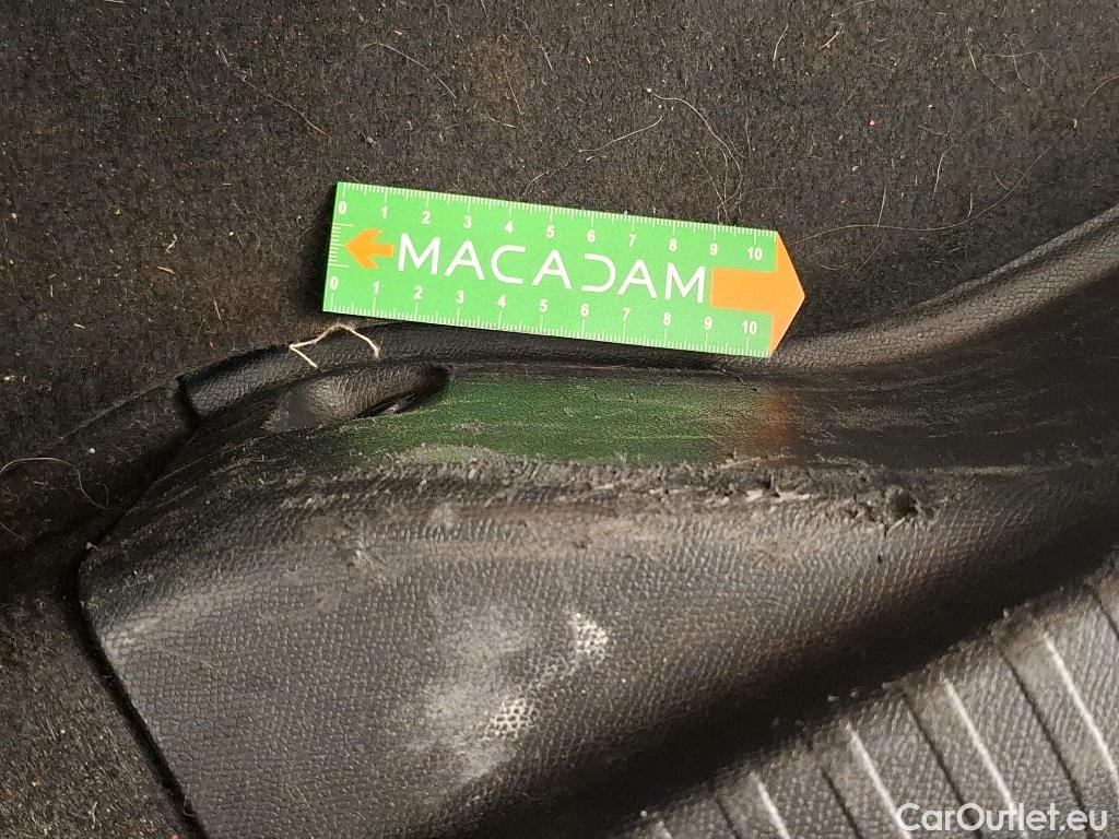  Citroen  C4 CITROEN  X / 2022 / 4P / Berline PureTech 130 S&S EAT8 Feel Pack #37