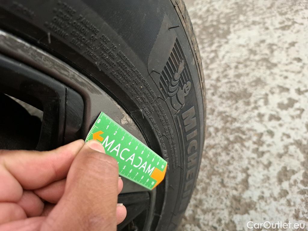  Citroen  C4 CITROEN  X / 2022 / 4P / Berline PureTech 130 S&S EAT8 Feel Pack #57