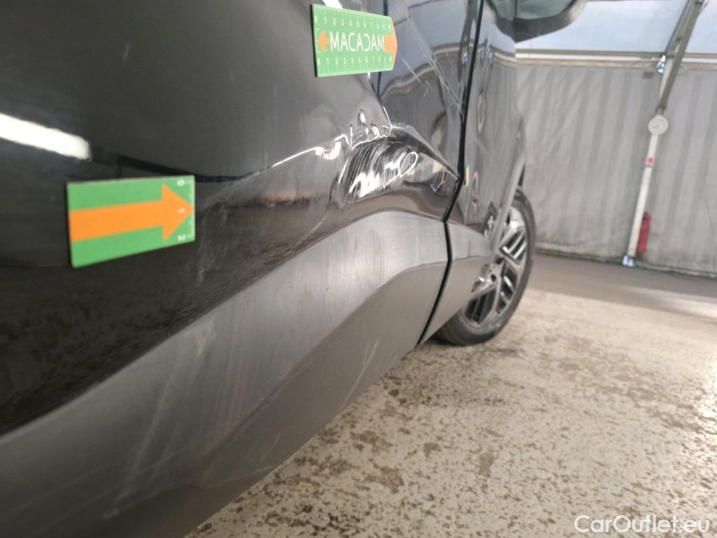  Citroen  C4 CITROEN  X / 2022 / 4P / Berline PureTech 130 S&S EAT8 Feel Pack #10