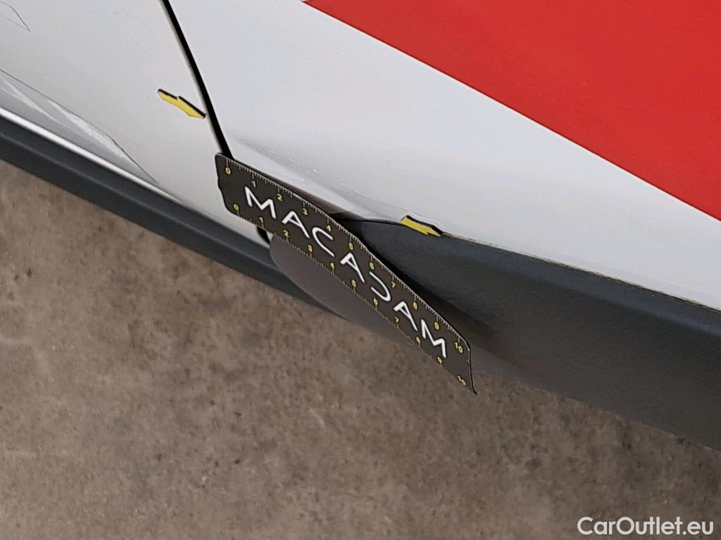  Citroen  C3  Société Feel 1.5 BlueHDI 100CV BVM5 E6dT #3