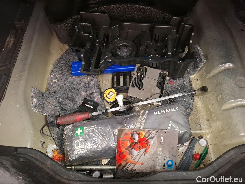  Citroen  C4 CITROEN  X / 2022 / 4P / Berline PureTech 130 S&S EAT8 Feel Pack #74