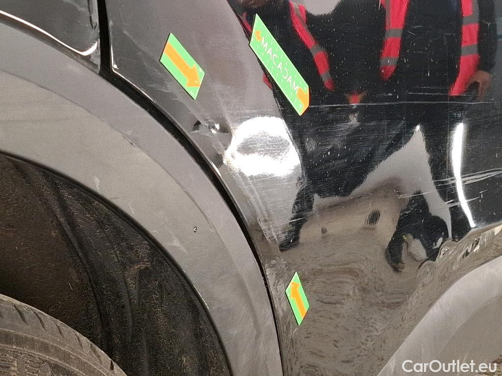  Citroen  C4 CITROEN  X / 2022 / 4P / Berline PureTech 130 S&S EAT8 Feel Pack #14